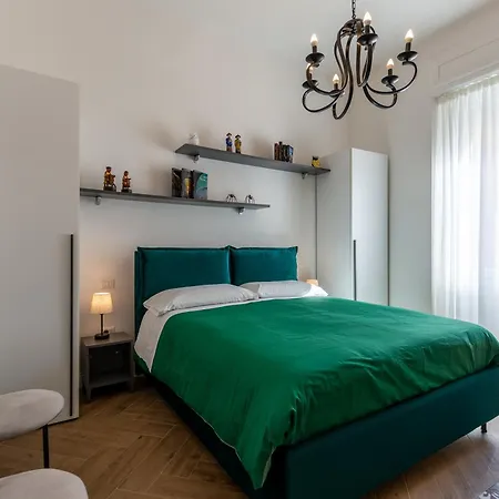 Πανσιόν Ginett's House *