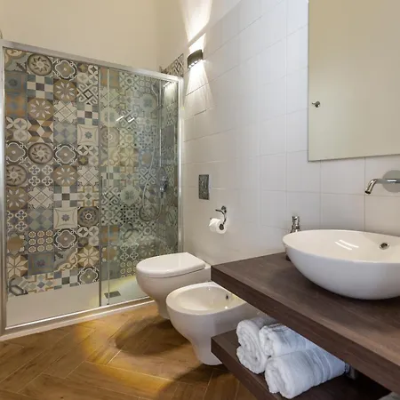 Ginett's House Gæstehus Cagliari