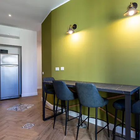 Guest house Ginett's House 3*